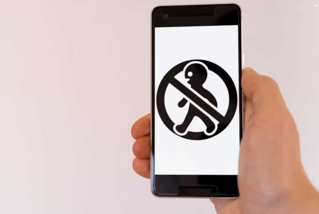 Smartphone sicuro: 7 consigli per proteggere la privacy 2 smartphone sicuro
